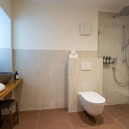 Noas * Ίνσμπρουκ