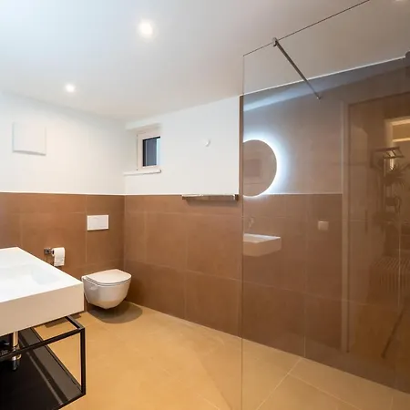 Noas Ίνσμπρουκ