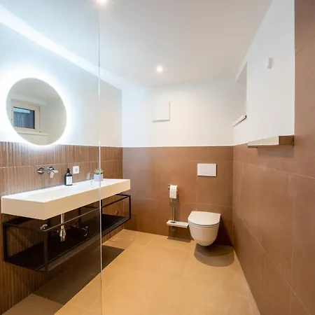 Noas * Ίνσμπρουκ